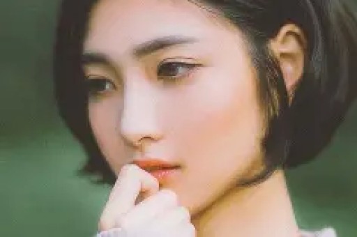 内娱开年地震！30岁网红司晓迪爆料睡遍顶流48小时反转封账号